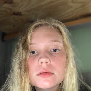 Meet your Posher, Maggie